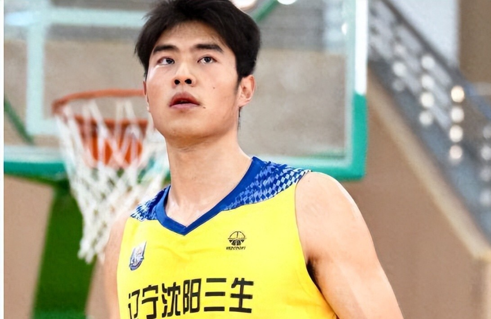 的优秀球员, 退役, 随着韩德君 的优秀球员, 退役, 随着韩德君