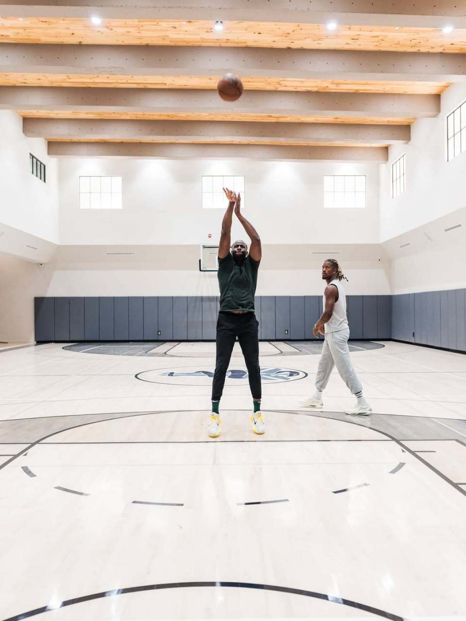 inews, ng, 在训练中 inews, ng, 在训练中