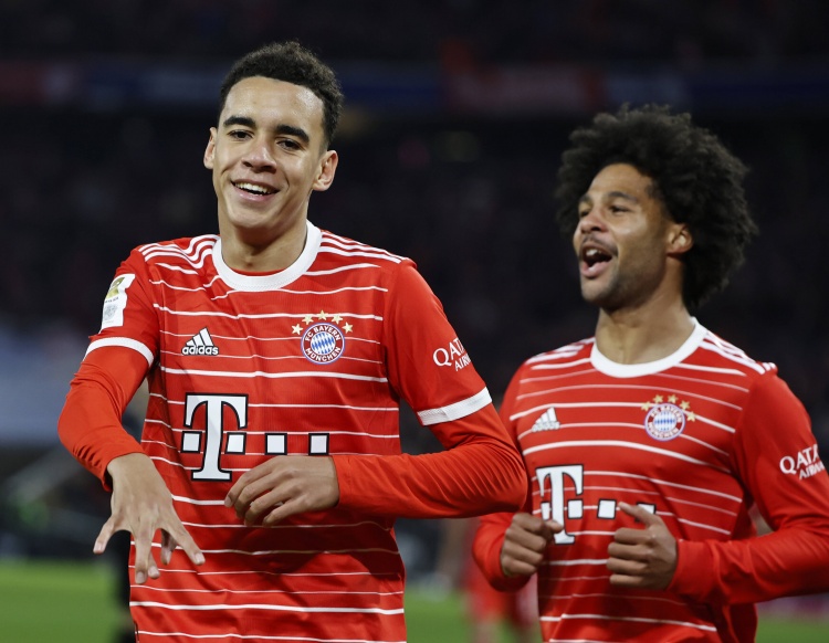 有望在对阵, alt